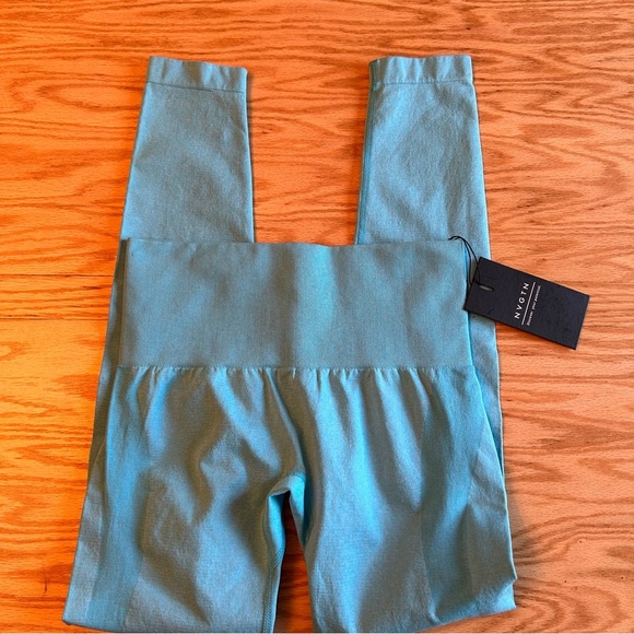 NWT NVGTN Contour Legging Caribbean Blue XS - Picture 3 of 7